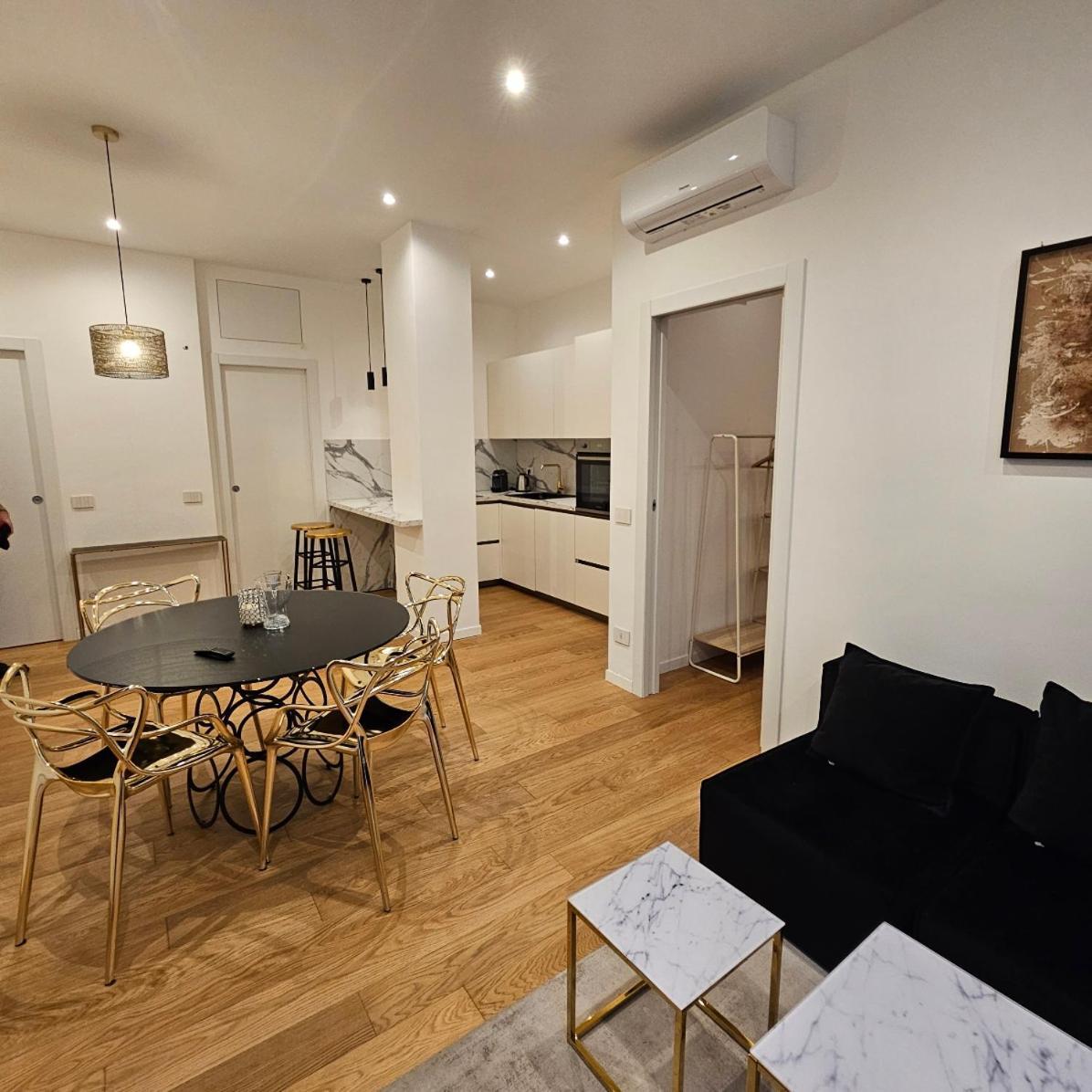 Cozy Apartment Between Sempione, City Life And Mico ! Милан Экстерьер фото